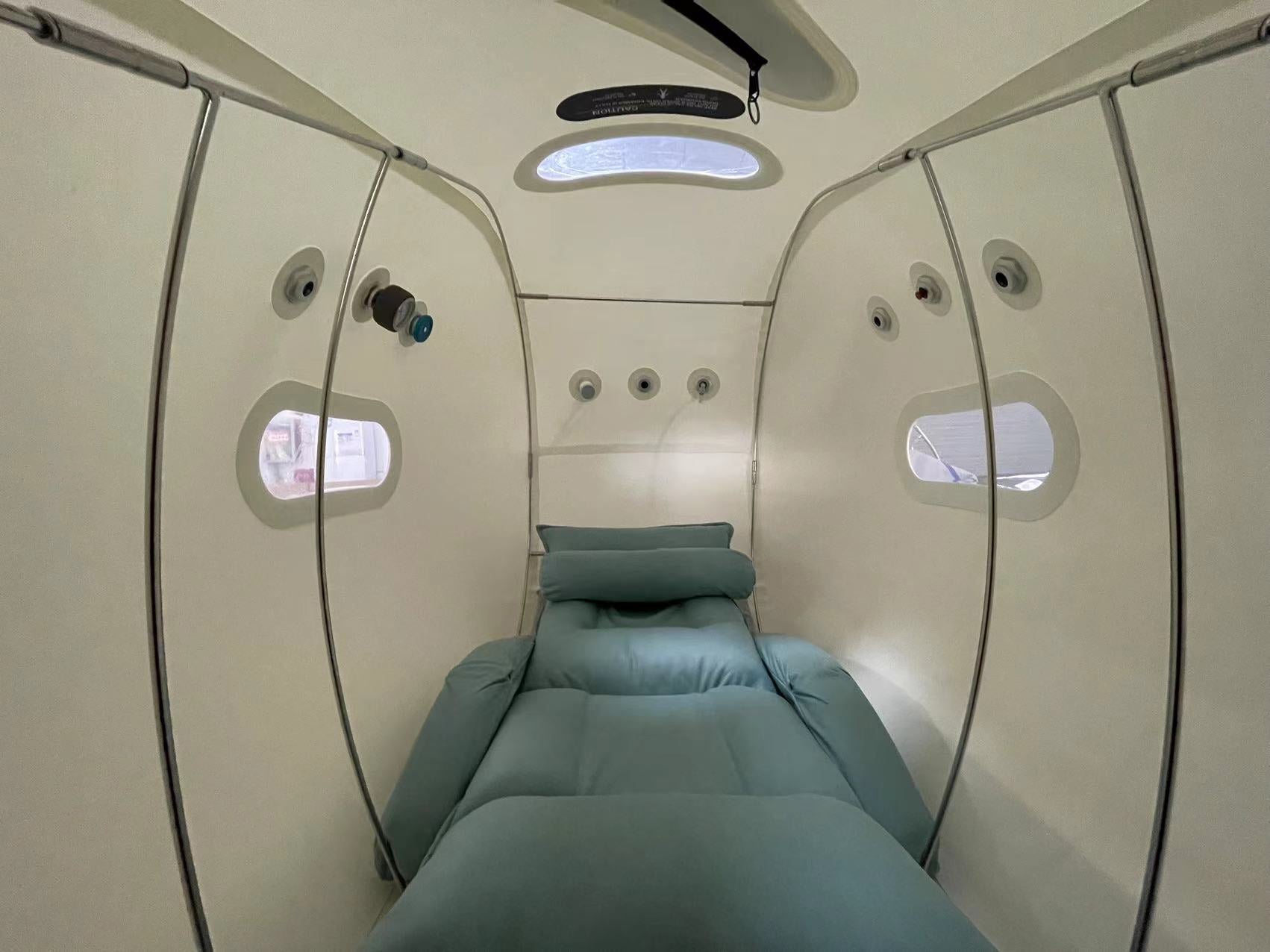 TimePod Air 1.5 (Pro) | 1.5ATM Soft Hyperbaric Chamber Elite Collection For Personal Wellness - MedEq Fitness